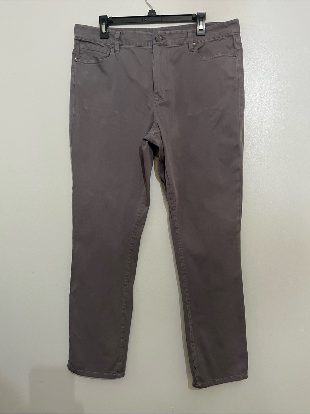 Elie Tahari Men's Straight Khaki Pants in Slate Gray